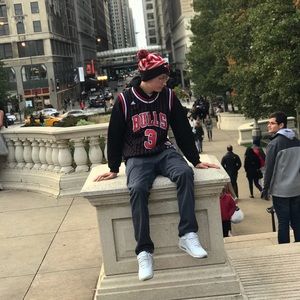 Meet your Posher, Grant